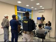 PRF realiza a
